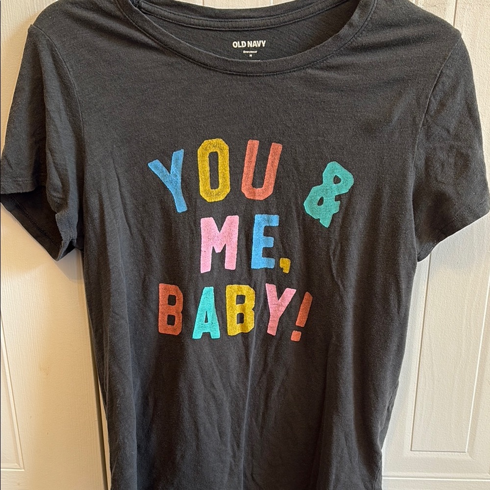 Old Navy Graphic Tee - Black